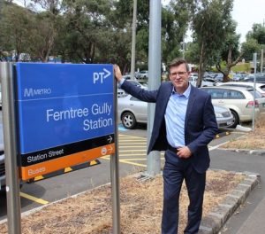 Extra parking for Ferntree Gully station