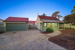 One of Knox’s oldest houses has sold