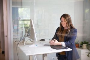 Encouraging women to start businesses
