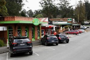 Christmas late night shopping in the villages of the Dandenong Ranges
