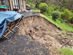 Dandenong Ranges residents forced into emergency accommodation after flooding