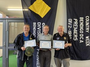 Ferntree Gully legends inducted into country cricket hall of fame