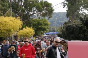 Thousands line Monbulk streets for car show