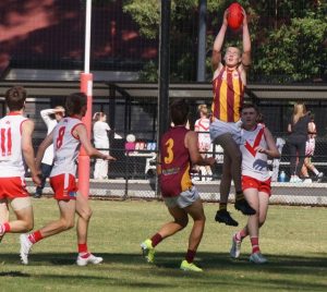 Monbulk have mixed results against Olinda