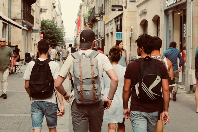 Free group for young men in Knox