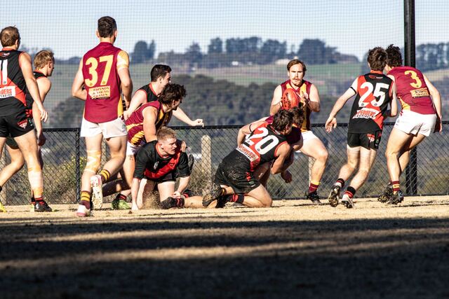 Monbulk holds off Emerald in low-scoring win