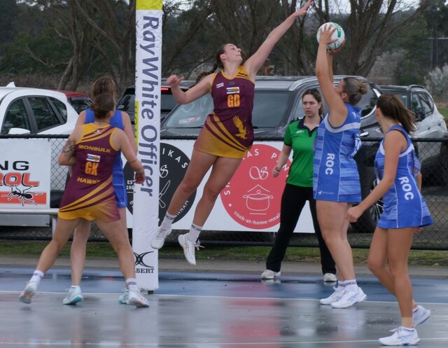 Monbulk dominates officer
