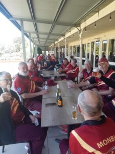 Monbulk Bowling Club midweekers blaze into action.